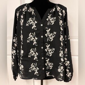 Jennifer & Grace Floral Embroidery Blouse